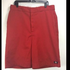 Dickies Work Loose Fit Men's Shorts Size 38 Red